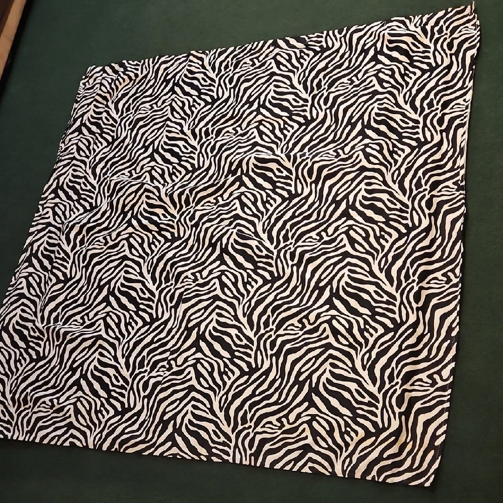 Shower Curtain Zebra Print Black/White